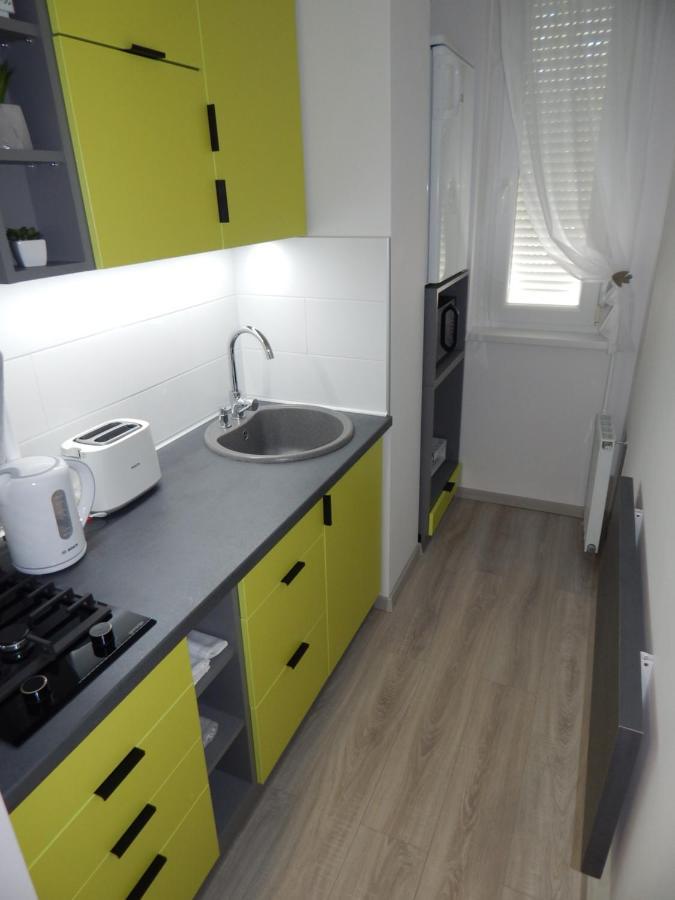 Pisztacia 2020 Apartman Kazincbarcika Exteriör bild